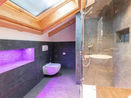 Wunderschönes Luxus-Chalet mit Seesicht, Maison 7 personnes à Seelisberg - Photo 14