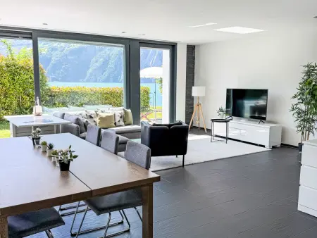 Villa am See 1 / Beach House, Maison 8 personnes à Sisikon - Photo 4