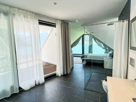 Villa am See 1 / Beach House, Maison 8 personnes à Sisikon - Photo 12