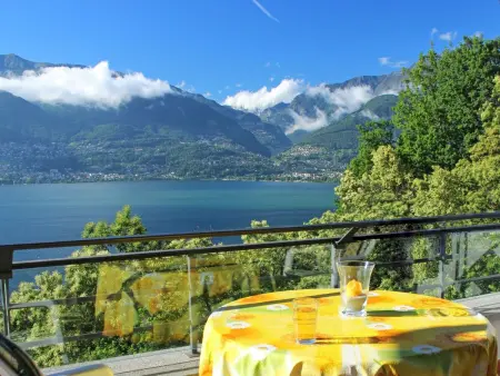 Location appartement à Vira, Wohnung 45