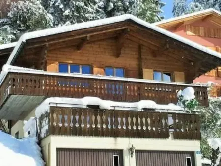 Location appartement à Laax, Chalet mit Bergsicht