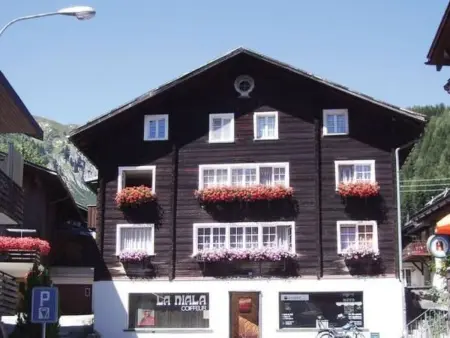Location appartement à Sedrun, Fewo mit Blick auf die Berge