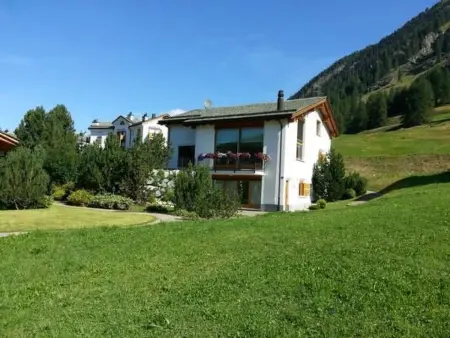 Location appartement à Pontresina, Chesa Ovelin