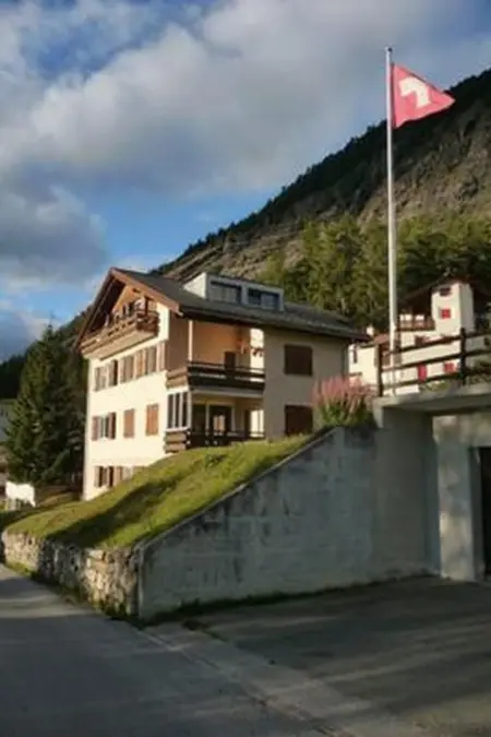 Location appartement à Pontresina, Chesa Viola Dachwohnung