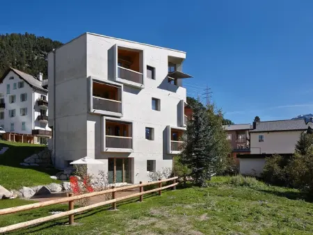 Location appartement à Pontresina, Alpine Lodge 4-Bett-Wohnung Chesa Plattner / Bergbahnen All inklusive im Somm