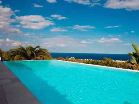 Villa 5 chambres Protaras avec piscine infinity et vue mer : photo 2