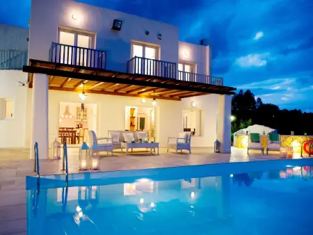 Villa 5 chambres Protaras avec piscine infinity et vue mer : photo 3