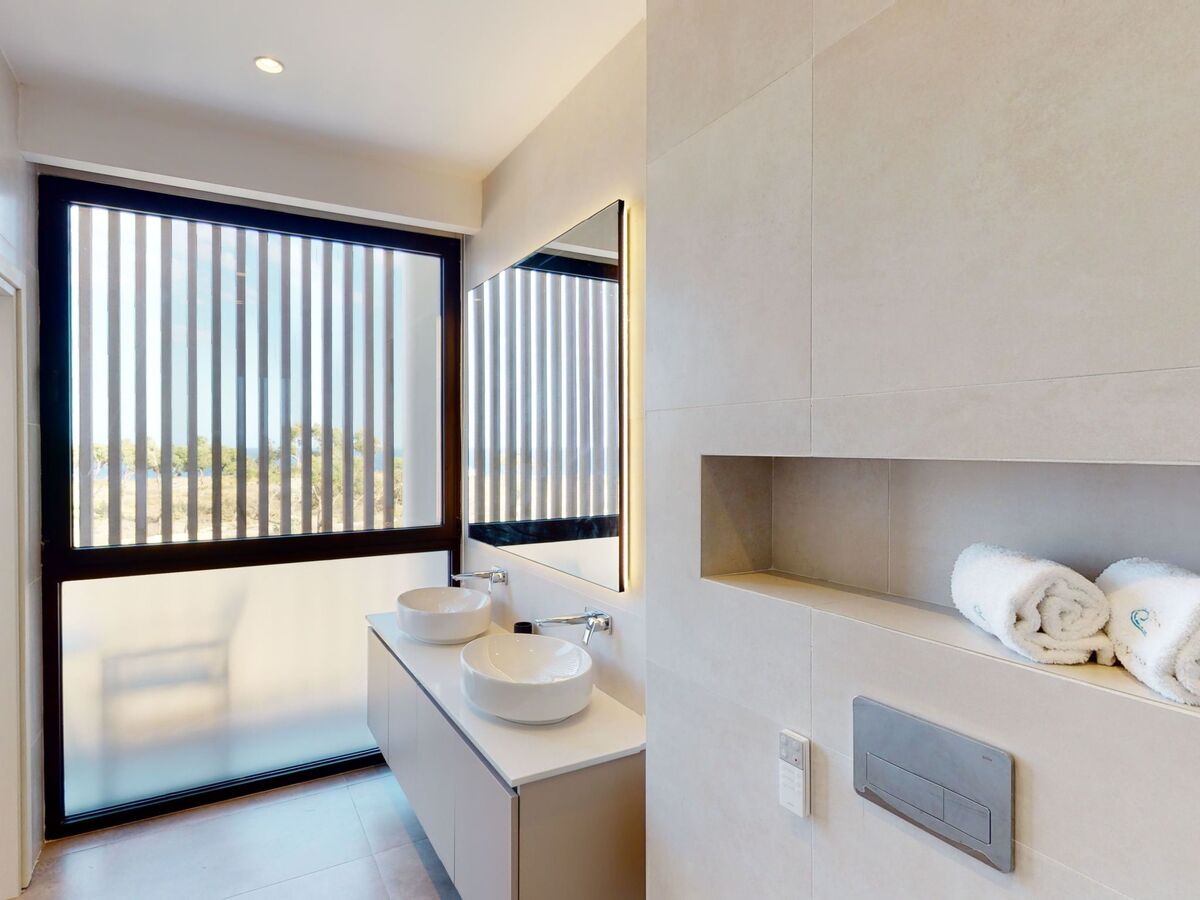 Periyiali Resort - Meerblick Villa Polymnia -22, Maison 8 personnes à Paralimni - Photo 7
