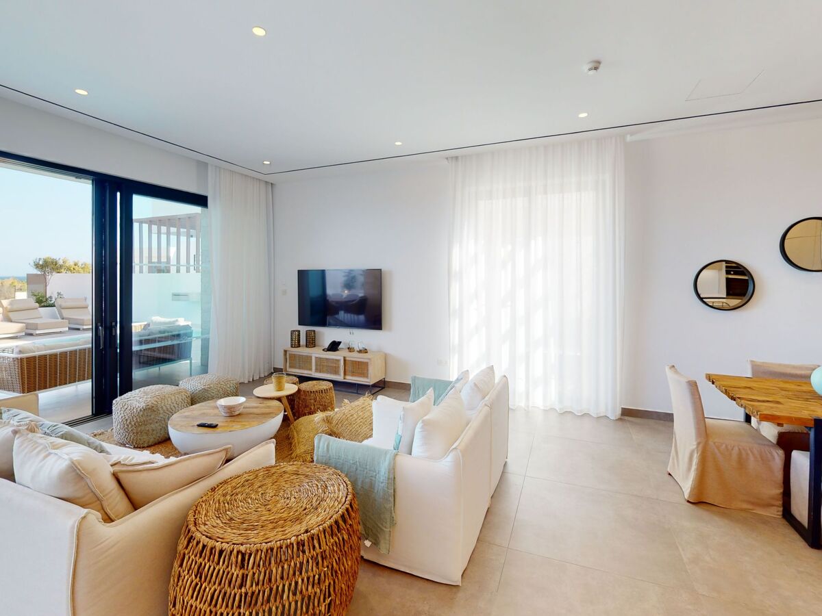 Periyiali Resort - Meerblick Villa Polymnia -22, Maison 8 personnes à Paralimni - Photo 14