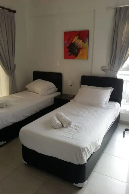 Maison moderne avec piscine privée à Mesoyi : photo 11