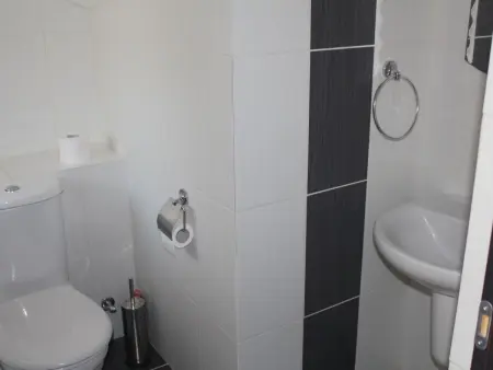 Maison moderne avec piscine privée à Mesoyi : photo 15