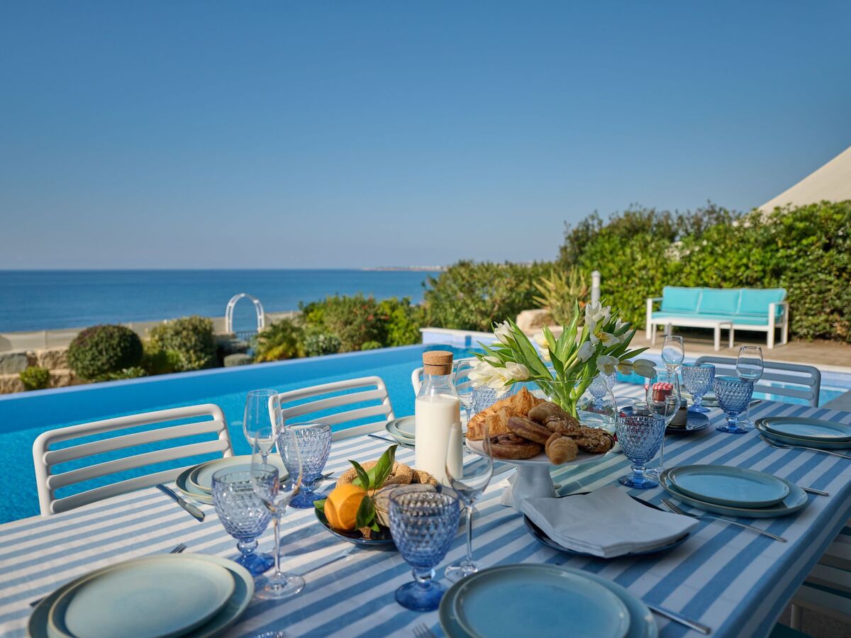 Olymp Villa C, maison beachfront avec piscine infinity - Photo 13
