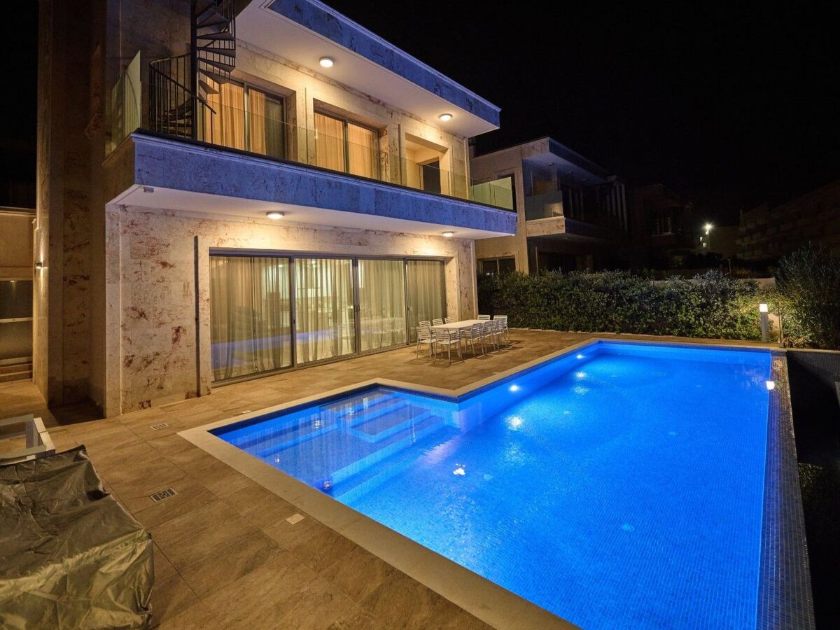Olymp Villa C, maison beachfront avec piscine infinity - Photo 25