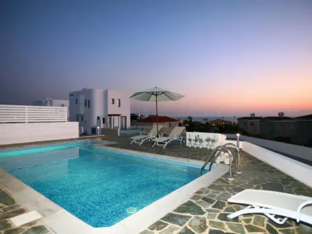 Maison 3 chambres piscine privée à Chloraka : photo 38