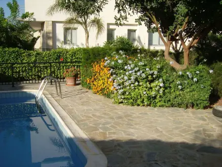 Appartement avec balcon et piscine à Agios Georgios Pegeias : photo 3