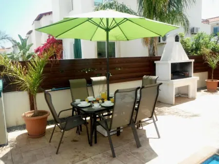 Villa Palm avec piscine privée à Agios Georgios Pegeias : photo 7