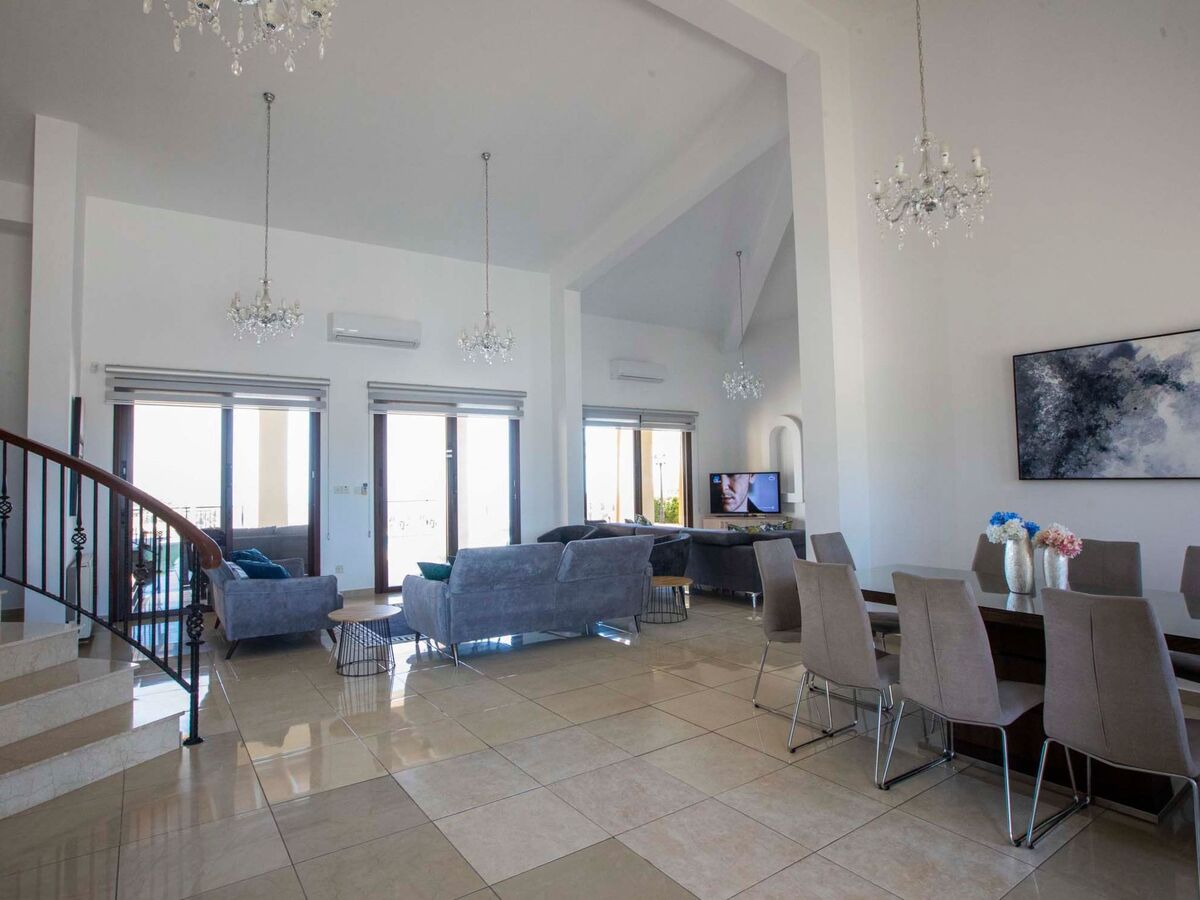 Villa 6 chambres avec piscine et jacuzzi vue montagne - Photo 13