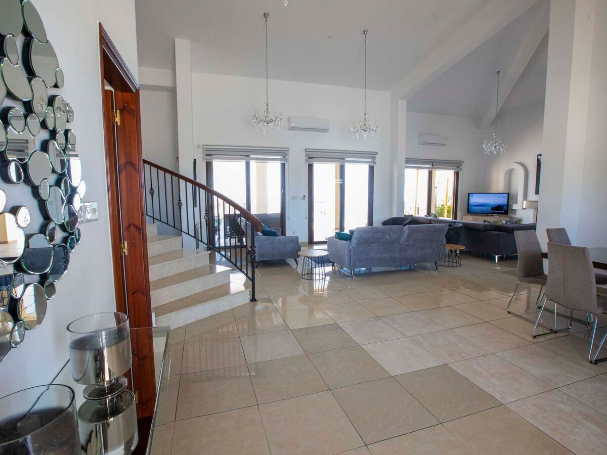 Villa 6 chambres avec piscine et jacuzzi vue montagne - Photo 18