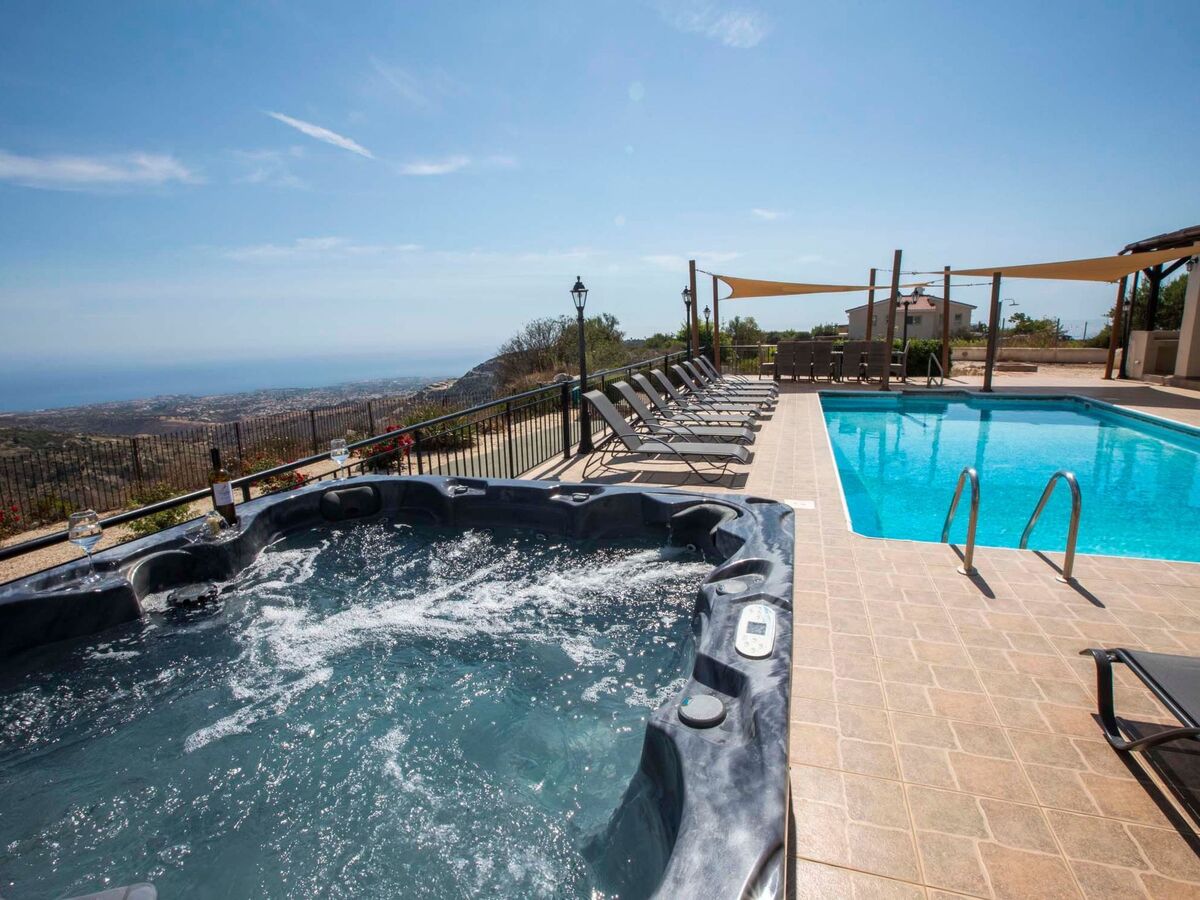 Villa 6 chambres avec piscine et jacuzzi vue montagne - Photo 70