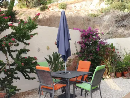 Appartement 2 chambres avec piscine et WiFi à Peyia : photo 6