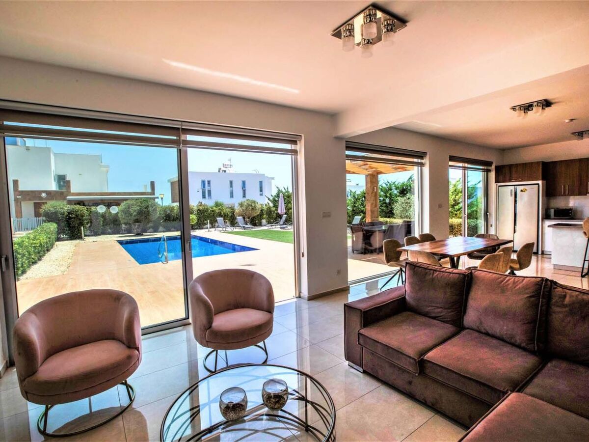 Luxuriöse Villa mit privatem Pool und Whirlpool - Photo 18