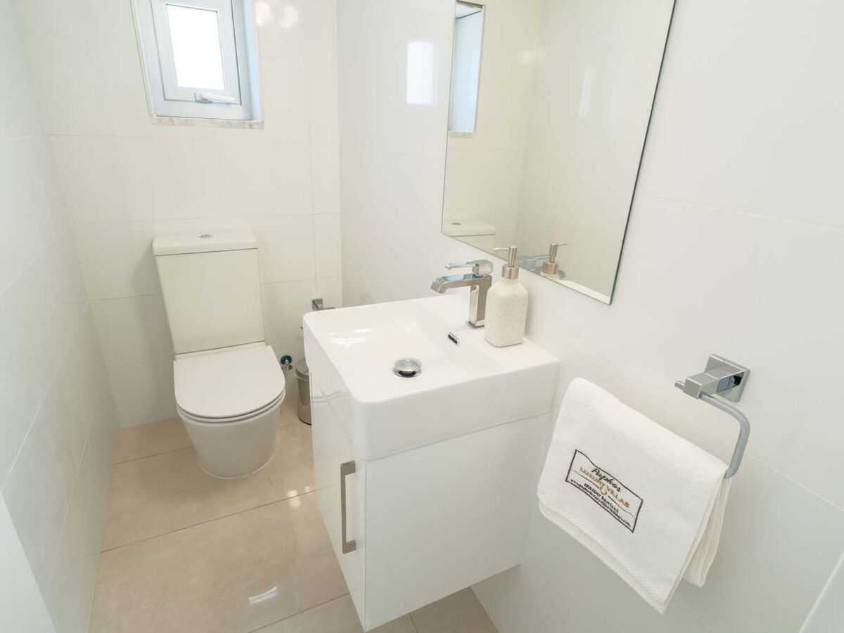 Luxuriöse Villa mit privatem Pool und Whirlpool - Photo 43