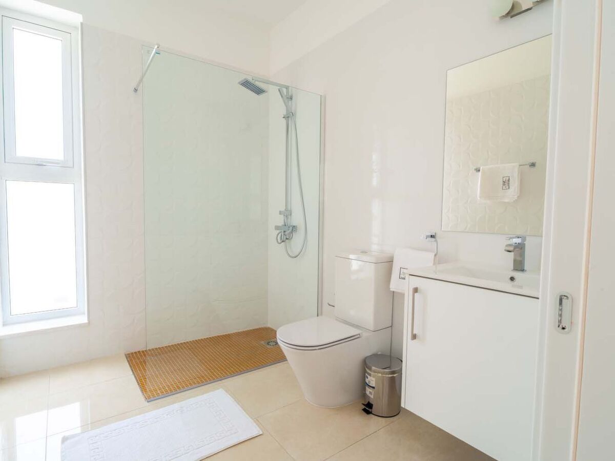Luxuriöse Villa mit privatem Pool und Whirlpool - Photo 47