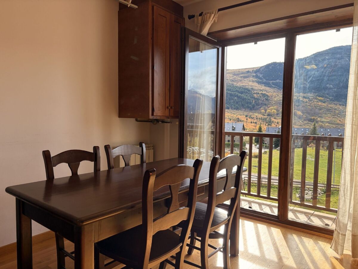 Triplex avec cheminée et balcon vue station, Taüll - Photo 3