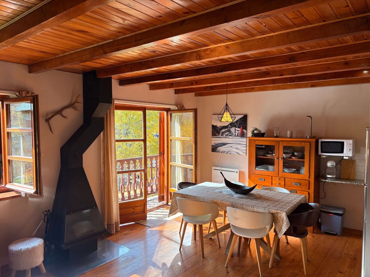 Triplex dans les Pyrénées espagnoles, vue station de ski - Photo 1