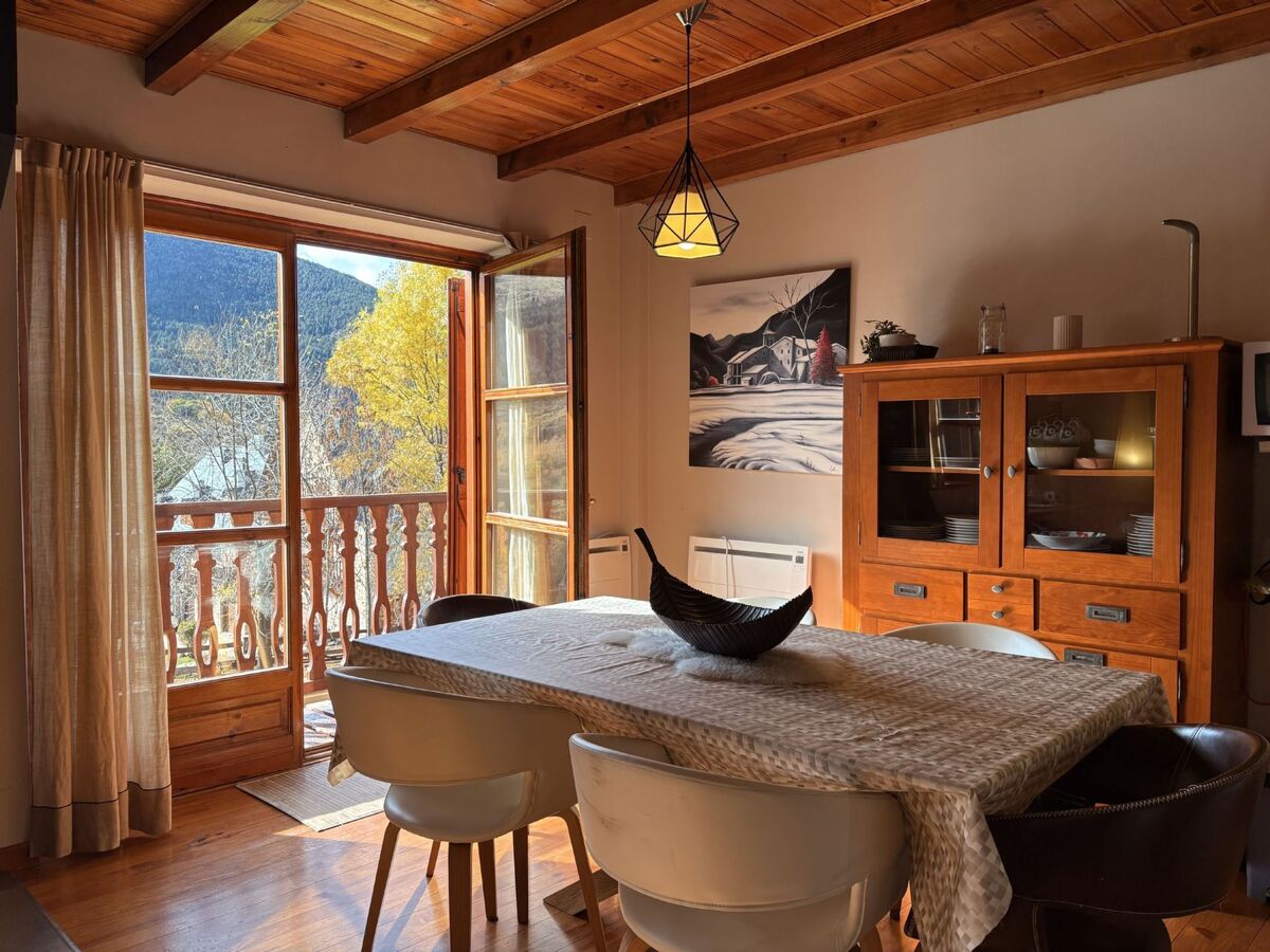 Triplex dans les Pyrénées espagnoles, vue station de ski - Photo 8