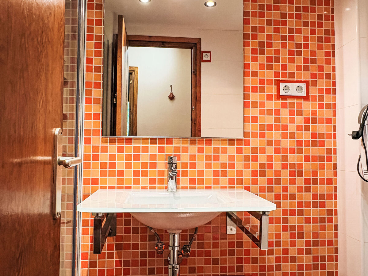 Appartement 6 personnes avec piscine et bain à remous, Taüll - Photo 11