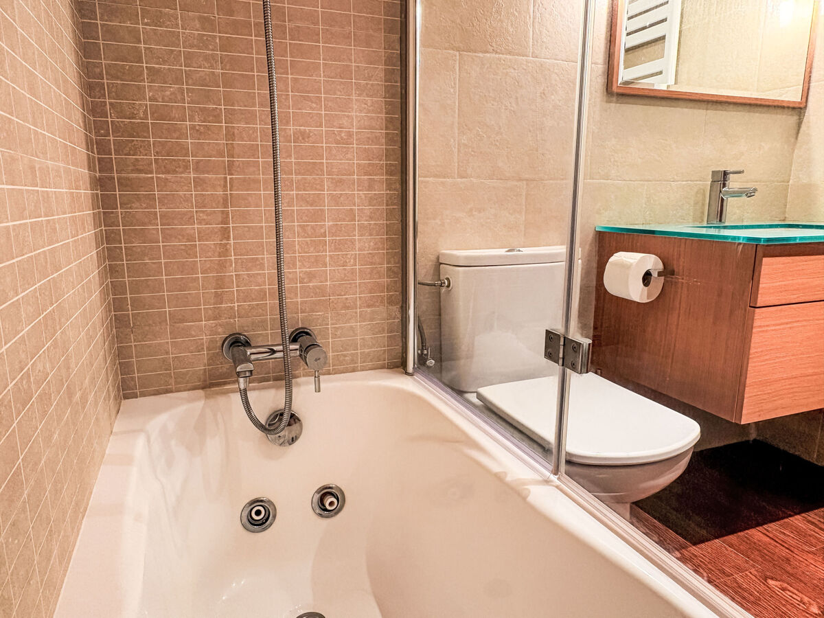 Appartement 6 personnes avec piscine et bain à remous, Taüll - Photo 12