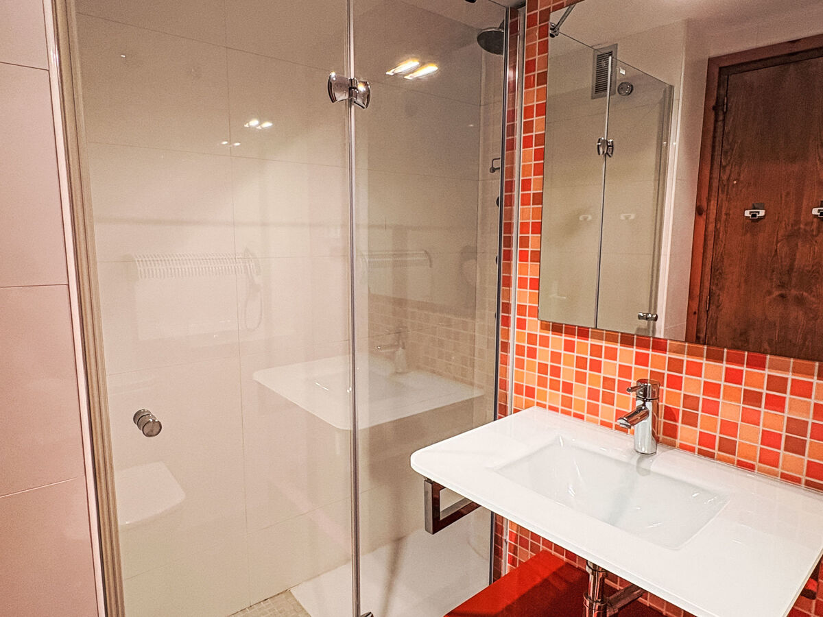Appartement 6 personnes avec piscine et bain à remous, Taüll - Photo 18