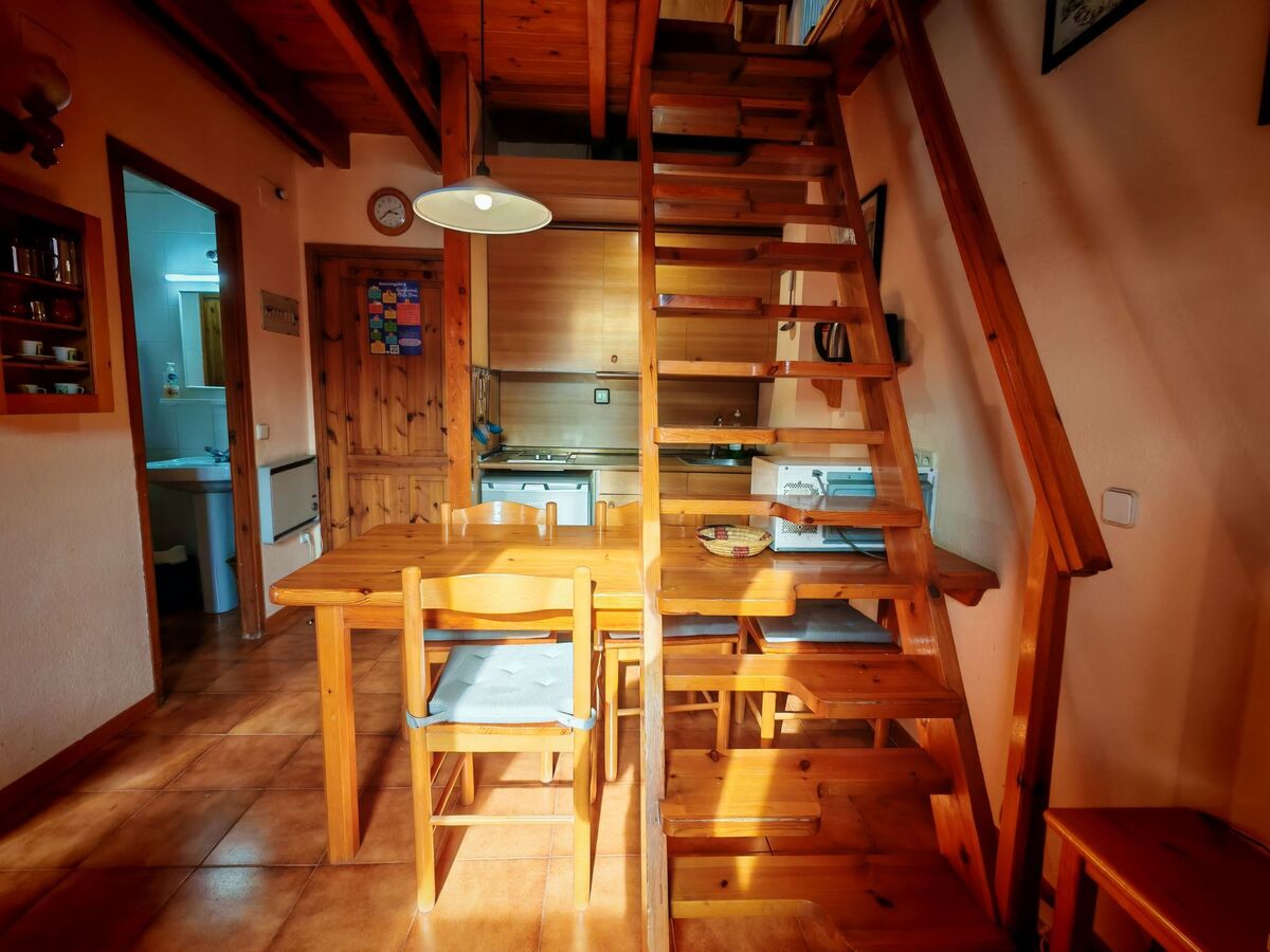 Duplex sous les toits à Taüll, vue sud sur les Pyrénées - Photo 10