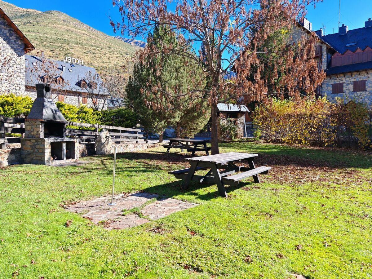 Appartement en rez-de-chaussée à Taüll, terrasse et piscine commune - Photo 22