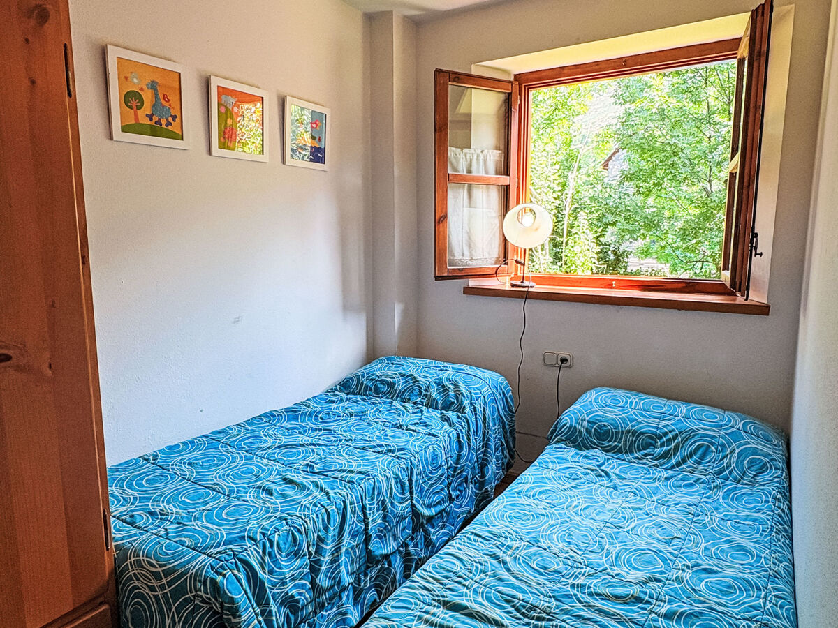 Appartement avec jardin clos et cheminée à Taüll - Photo 4