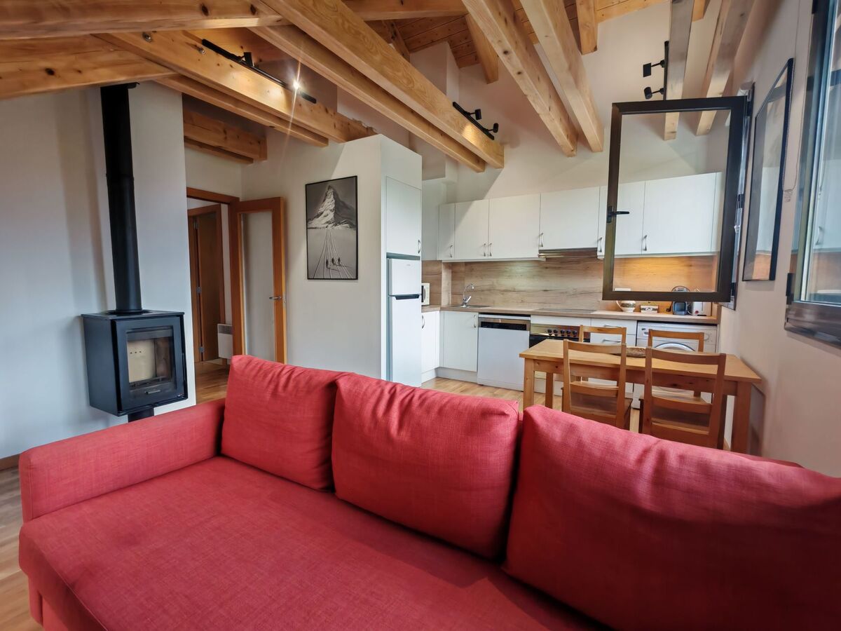 Appartement mansardé à Taüll, cheminée et parking privé - Photo 9