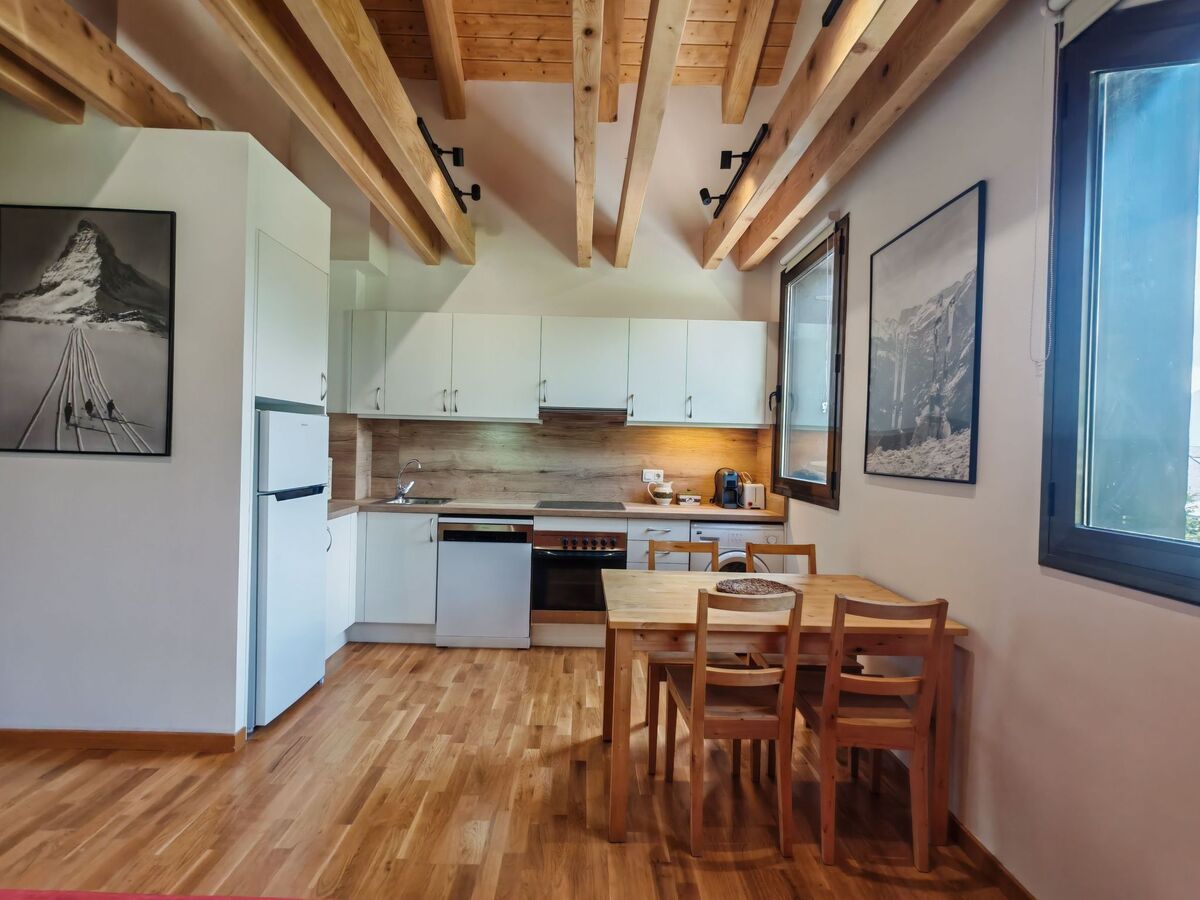 Appartement mansardé à Taüll, cheminée et parking privé - Photo 14