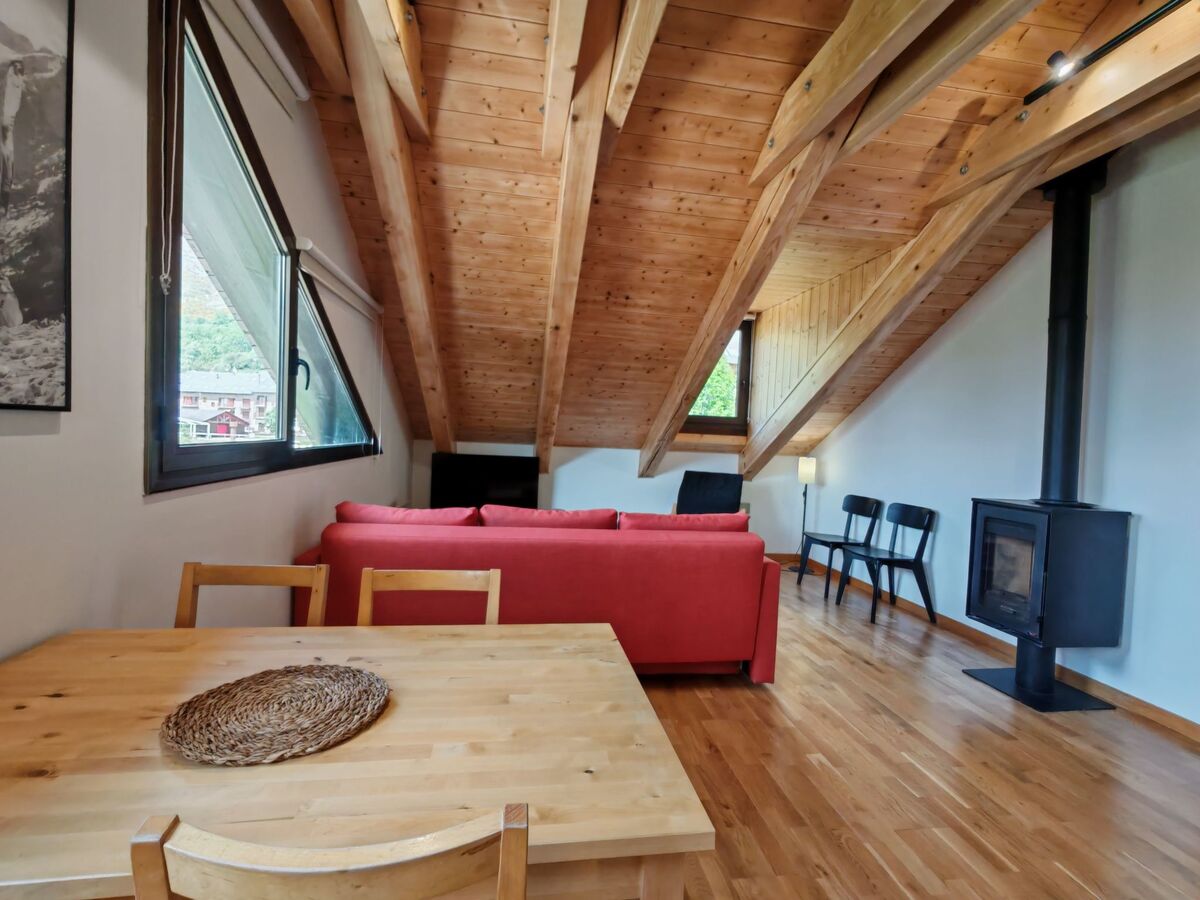 Appartement mansardé à Taüll, cheminée et parking privé - Photo 19