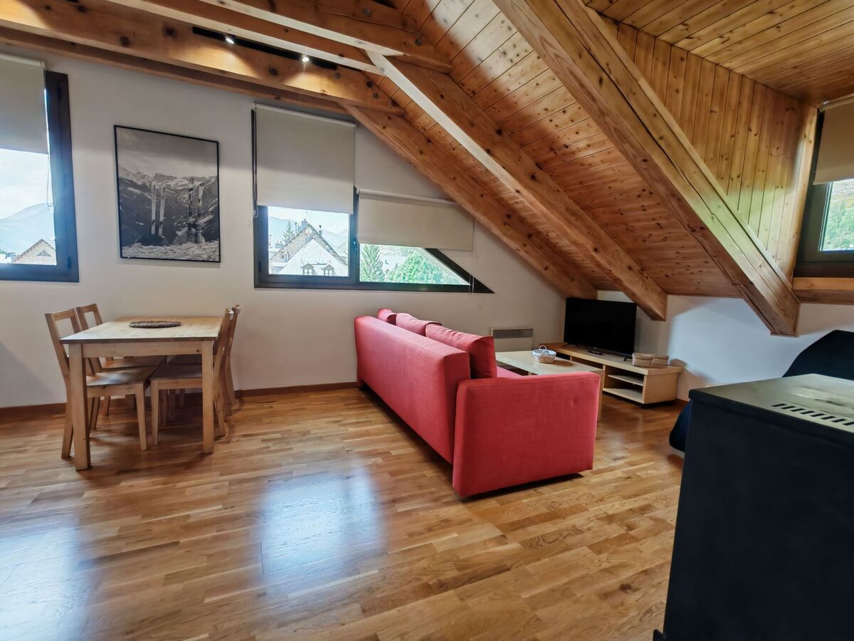 Appartement mansardé à Taüll, cheminée et parking privé - Photo 23