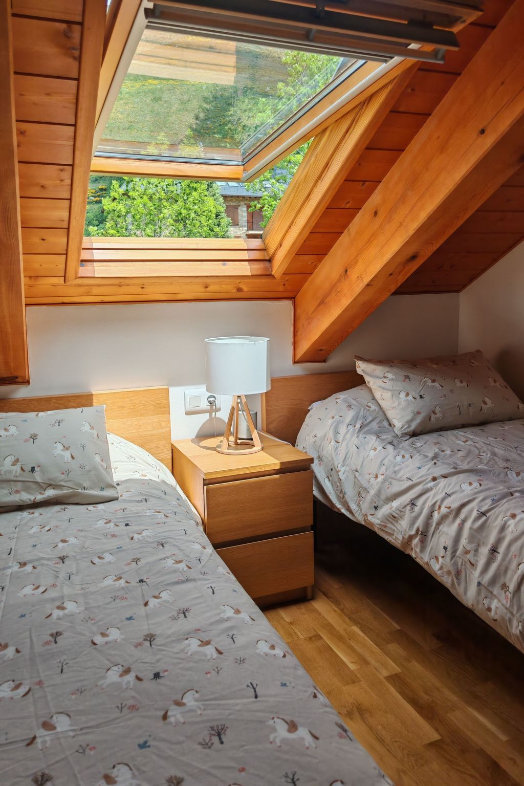 Appartement mansardé à Taüll, cheminée et parking privé - Photo 34