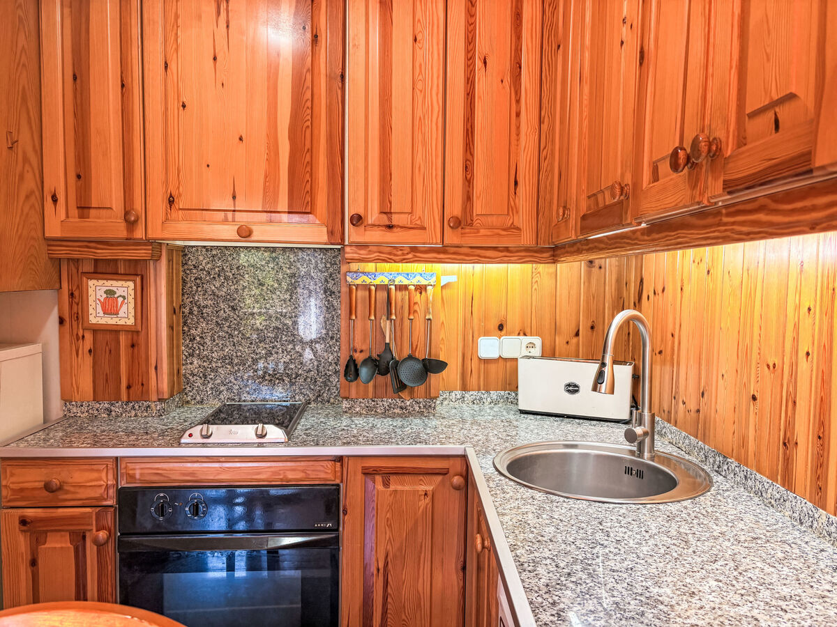 Appartement sud avec cheminée à Taüll, vue station de ski - Photo 3