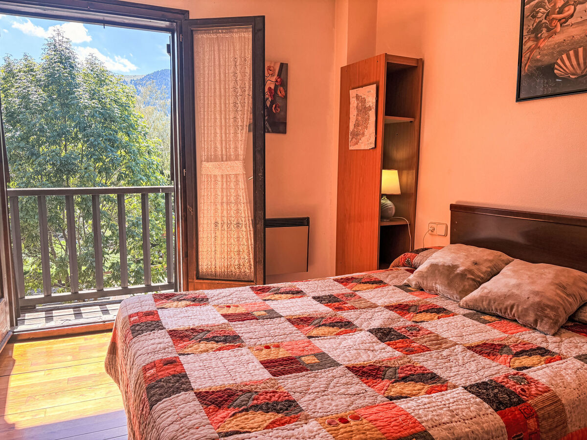 Appartement sud avec cheminée à Taüll, vue station de ski - Photo 12