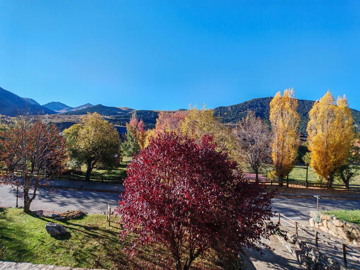 Appartement sud, balcon et cheminée à Taüll, Pyrénées - Photo 4