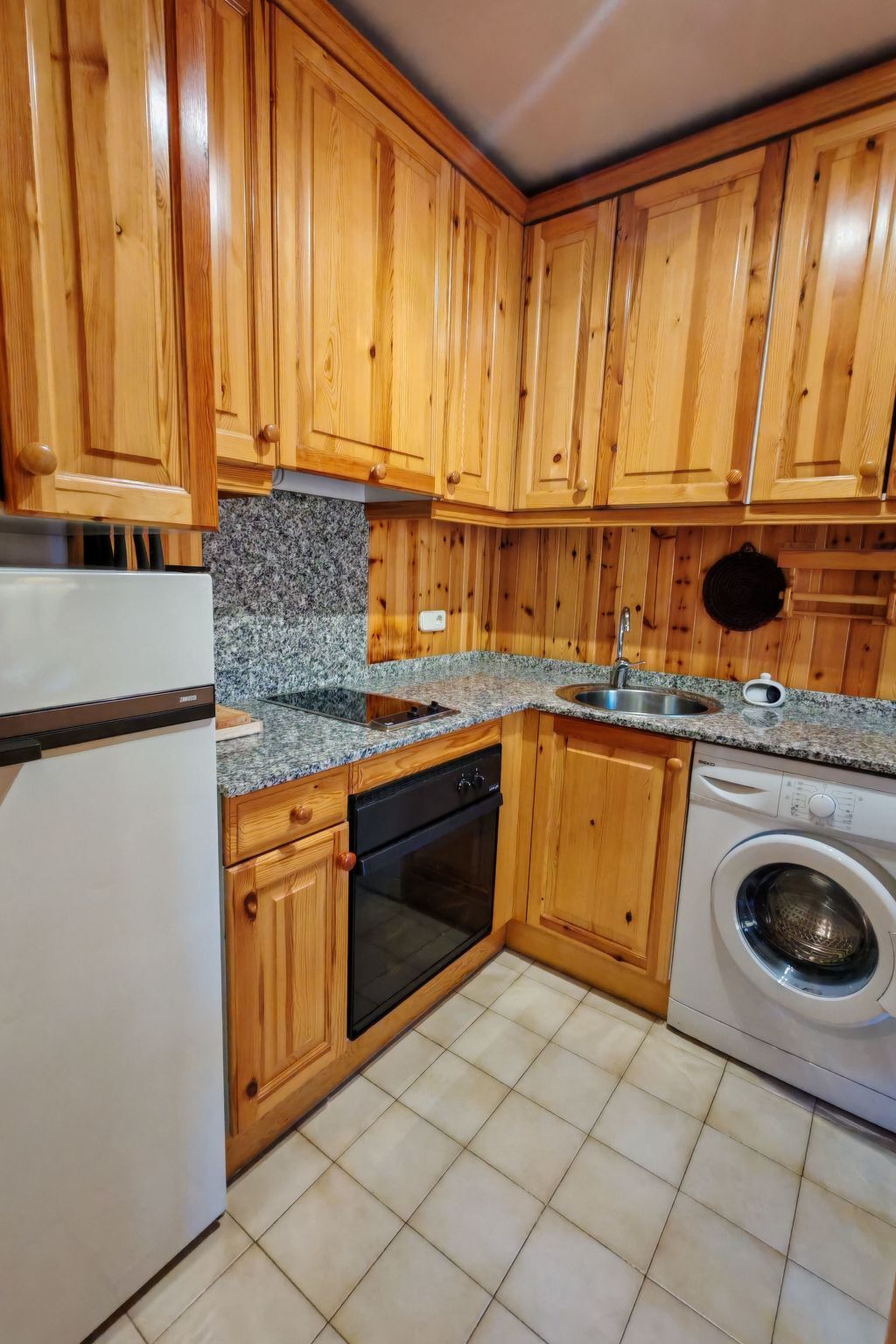 Appartement sud, balcon et cheminée à Taüll, Pyrénées - Photo 8