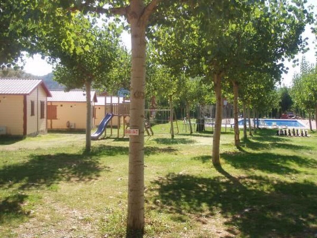 Bungalow Isabena dans un camping familial des Pyrénées - Photo 7