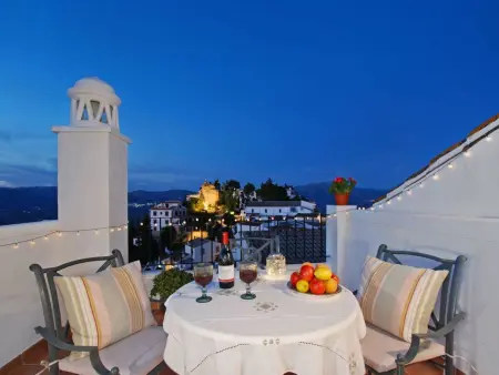 Location maison à Comares, mit Terrasse