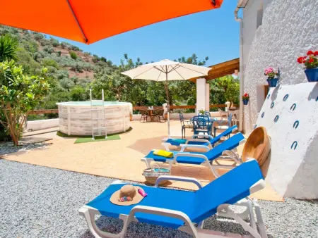 Villa La Zorzalera mit Tauchbecken, Wifi, Klimaanlage - Photo 30
