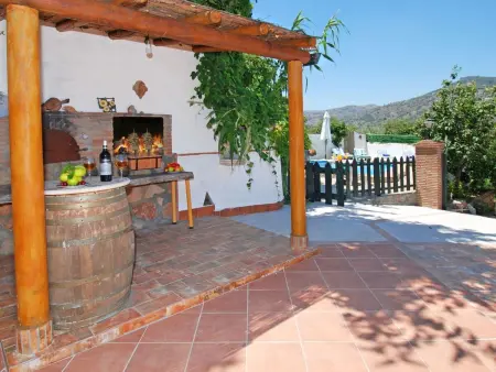 Schönes Landhaus mit Pool, Klimaanlage, Privatsphäre. - Photo 10