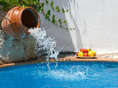 Schönes Landhaus mit Pool, Klimaanlage, Privatsphäre. - Photo 14